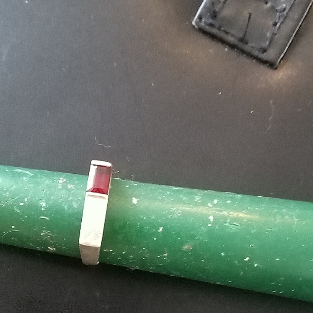 Sterling Silver Ring With Rectangular Red Garnet … - image 2